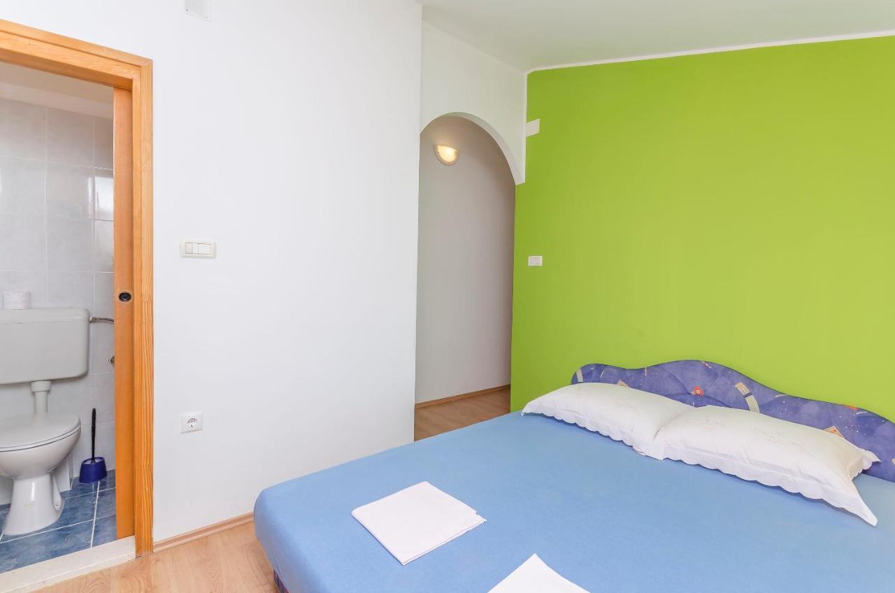 Apartments Mira I 沃迪切 外观 照片