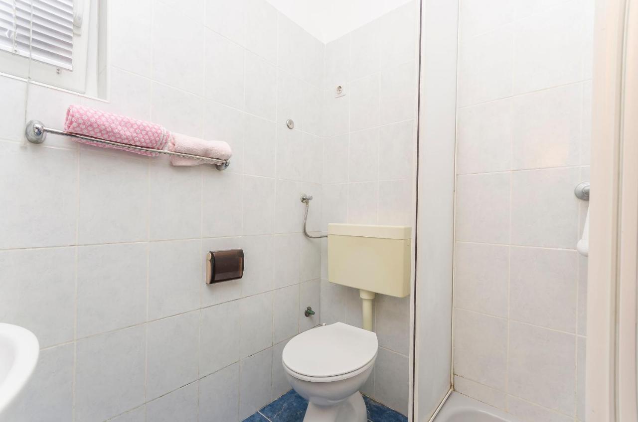 Apartments Mira I 沃迪切 外观 照片