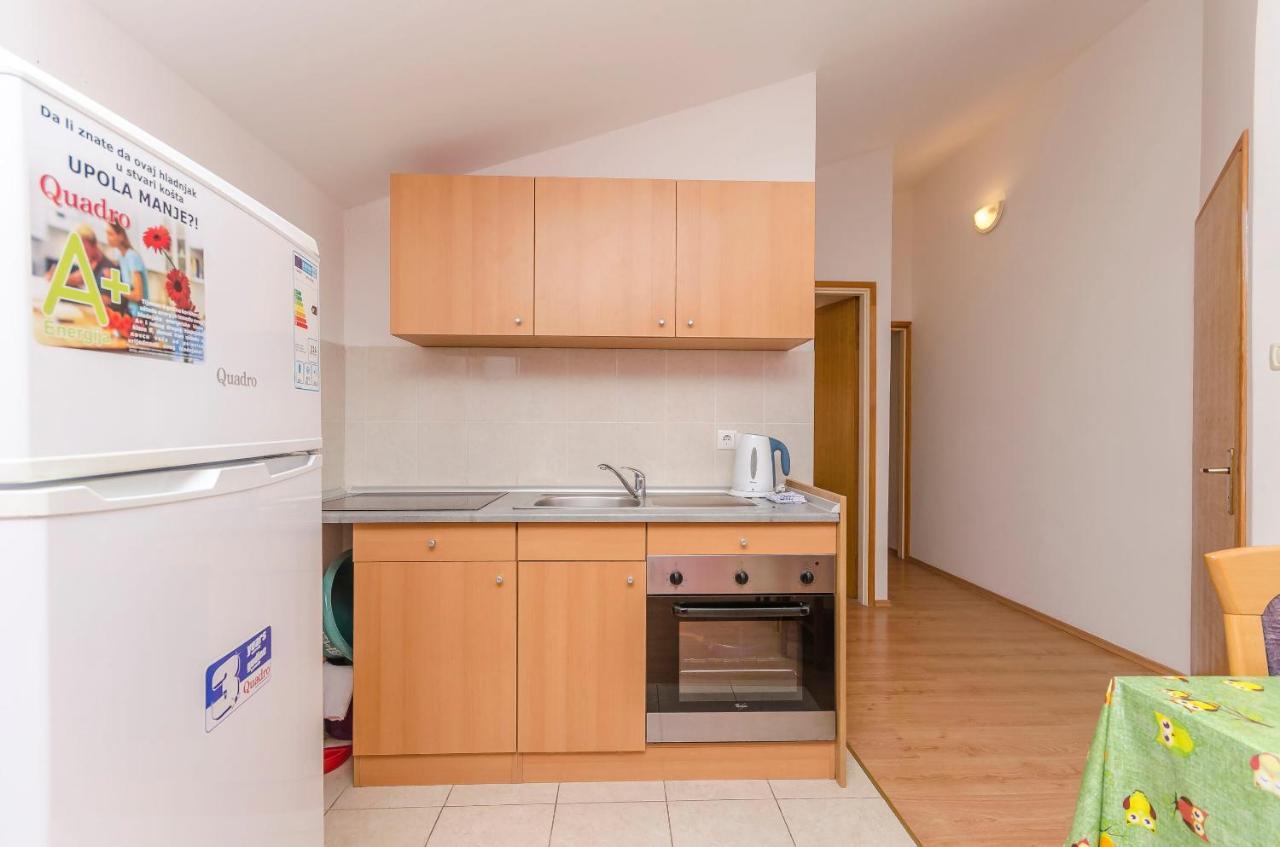 Apartments Mira I 沃迪切 外观 照片